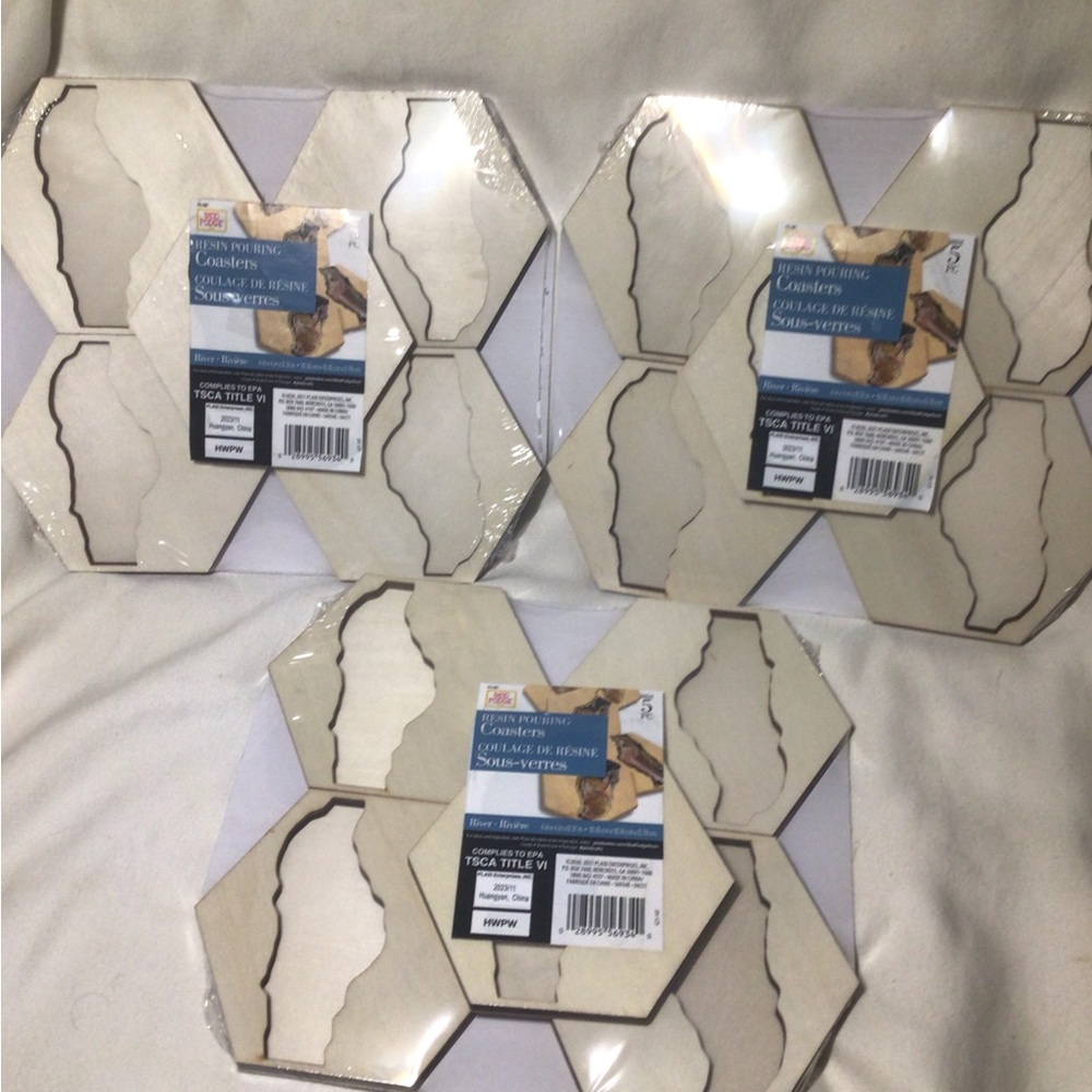 Set of 15 Mod Podge DIY Wood Coasters Resin Pouring Arts & Crafts New!